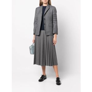 Thom Browne, Jassen, Dames, Grijs, S, Klassieke Grijze Blazer met Gestreept Detail