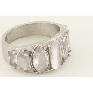 Souvenir Ring mit Steinen