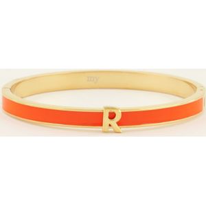 Orangefarbener Armreif mit Initialen