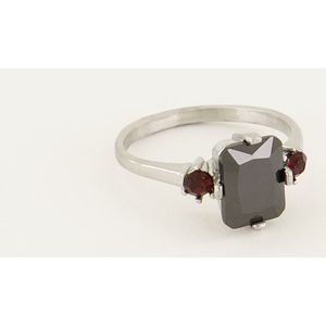 Vintage Statement Ring mit schwarzem Kristall