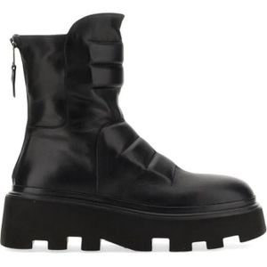 Elena Iachi Boots - Chunky Black Leather Boot in zwart