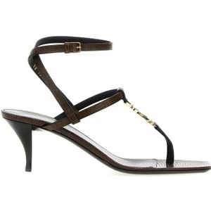 Saint Laurent Sandalen - Cassandra Leather Flip-Flop Sandals in zwart