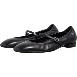 Stuart Weitzman Loafers - Claris Ballet Flat in zwart