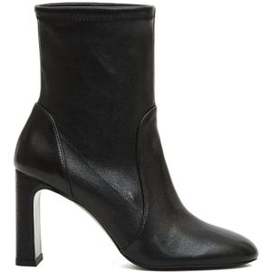 Stuart Weitzman Boots - Black Leather Ankle Boot in zwart