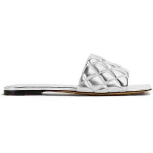 Bottega Veneta Slippers & Mules - Padded Sandals in zilver