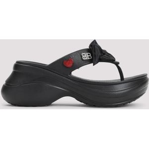 Balenciaga Sandalen - Black Rubber Tong Crocs Sandals in zwart