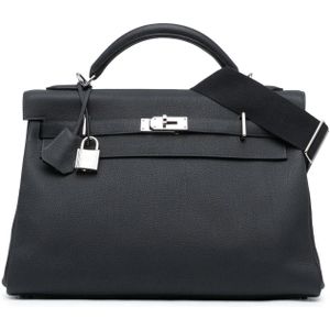 Hermès Crossbody bags - 2023 Togo Maxi Kelly 42 in zwart
