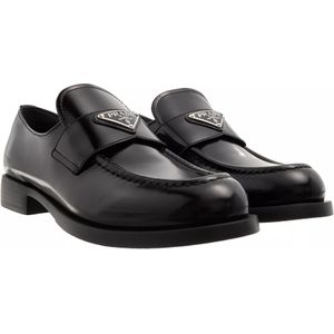 Prada - Logo Plaque Loafers - Zwart - Loafers