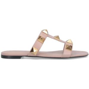 Valentino Garavani Slippers & Mules - Roman Stud Slide Sandals in roze