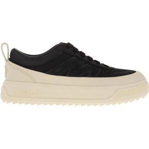 Moncler Low-Top Sneakers - Nubuck And Suede Black Altive Trainers in zwart