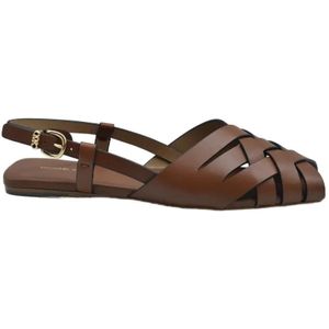 Michael Kors Sandalen - Brown Laced Shoes With Crisscross Straps in bruin