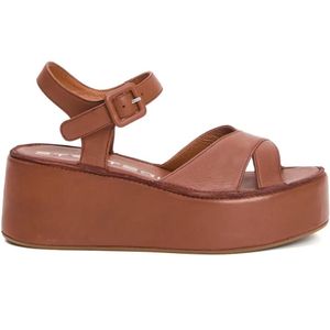 Strategia Sandalen - Cross-Strap Wedge Sandals In Soft Cuoio Leather in bruin