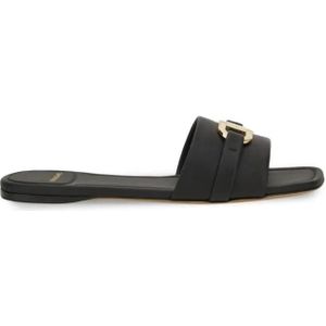 Salvatore Ferragamo Sandalen - Calfskin Slide Sandal in zwart