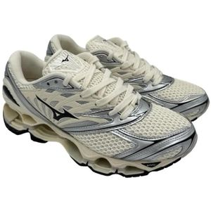 Mizuno Low-Top Sneakers - Prophecy Ls Breathable Mesh Athletic Sneakers in beige