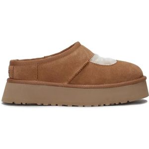 UGG Slippers & Mules - Suede Mary Jane Slippers With High Heel in bruin