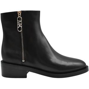 Michael Kors Boots - Black Laced Boots With Iconic Branding in zwart