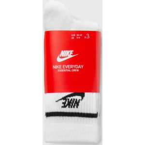 Dri-FIT Everyday Essential Crew Socks (3 Pairs)