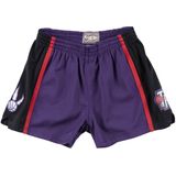 Dames shorts Toronto Raptors jump shot