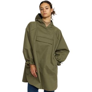 Damesponcho Selfhood