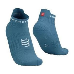 compressport pro racing socks v4 0 run low blue