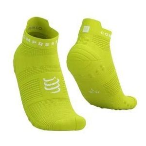 compressport pro racing socks v4 0 run low sheen green