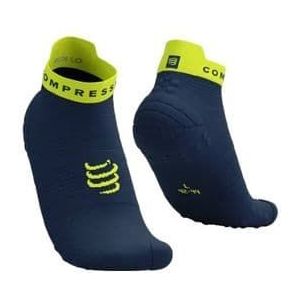 compressport pro racing socks v4 0 run low blue green