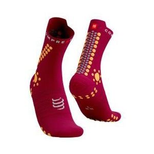 compressport pro racing socks v4 0 trail persian red
