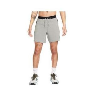 nike dri fit trail second sunrise 18cm khaki grey shorts