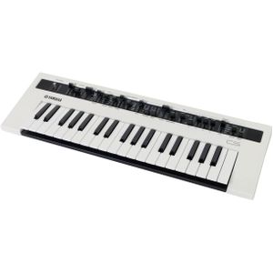 Yamaha Reface CS synthesizer