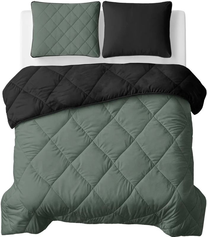Sleeptime Lazy Dekbed Uni Groen/Zwart - Met Kussensloop/Kussenslopen - 200x200 - Groen;Zwart;