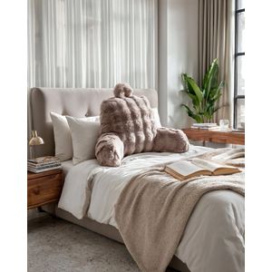 Primaviera DeLuxe Bedrest Pompom Taupe 34 x 50 - 34x50