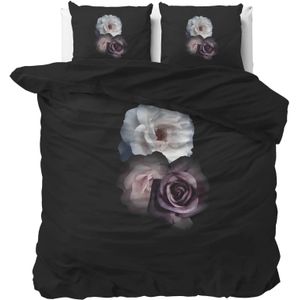 Sleeptime - Dekbedovertrek - Deep Flowers - Zwart - 200x200x220 + 2 Kussenslopen 60x70