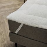 Swiss Nights - TOPPER - Sherpa Oplegmatras White --180x200/6