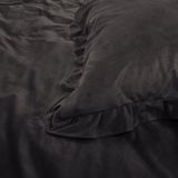 Sleeptime Dekbedovertrek Velvet Ruffles Black - 240x220 + 2 kussenslopen 60x70 - Taupe