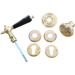 Deurbeslag set messing glans: klink met keramische handvat en messing deurknop op rozet en 2 x sleutelrozet.