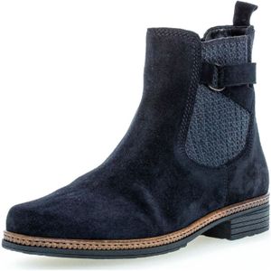 Chelsea boots