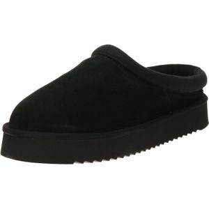 Clogs