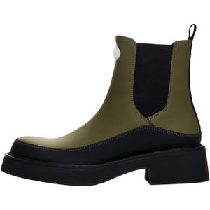 Chelsea boots