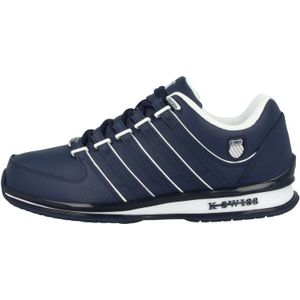 Sneakers laag