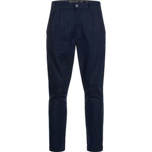 Chino 'Cunningham'