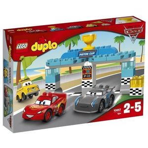 10857 DUPLO Piston Cup race