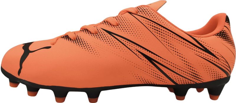 Puma - Attacanto - Voetbalschoenen - Zwart - Synthetisch - Voor Beginners