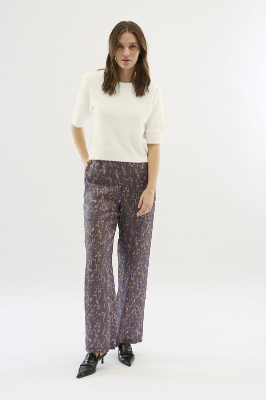 Pullover Classic fit cream