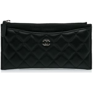 Vintage Chanel Classic Quilted Lambskin Zip Wallet Black