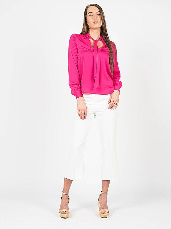 Pinko - Eenvoudige V-hals Blouse - Roze - Hoogwaardige Stof - Lange Mouwen