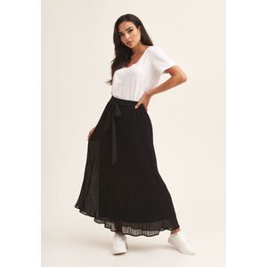 Zwarte geplooide midi-rok met riemdetail