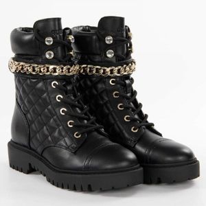 Guess Chain boot