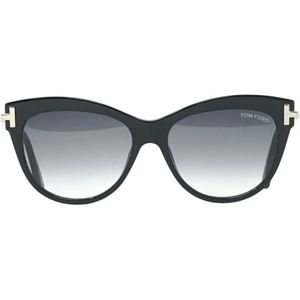 Tom Ford Kira FT0821 01B Black Sunglasses