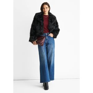 Zwart kort jasje met revers van imitatiebont