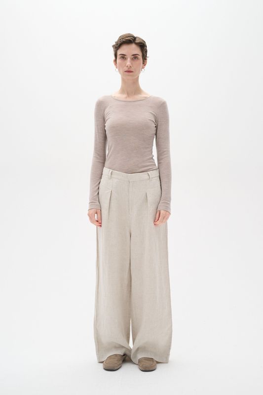 In Wear - Top - Beige - Wol - Ronde Hals - Lange Mouwen